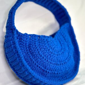 Bolso azulón de crochet