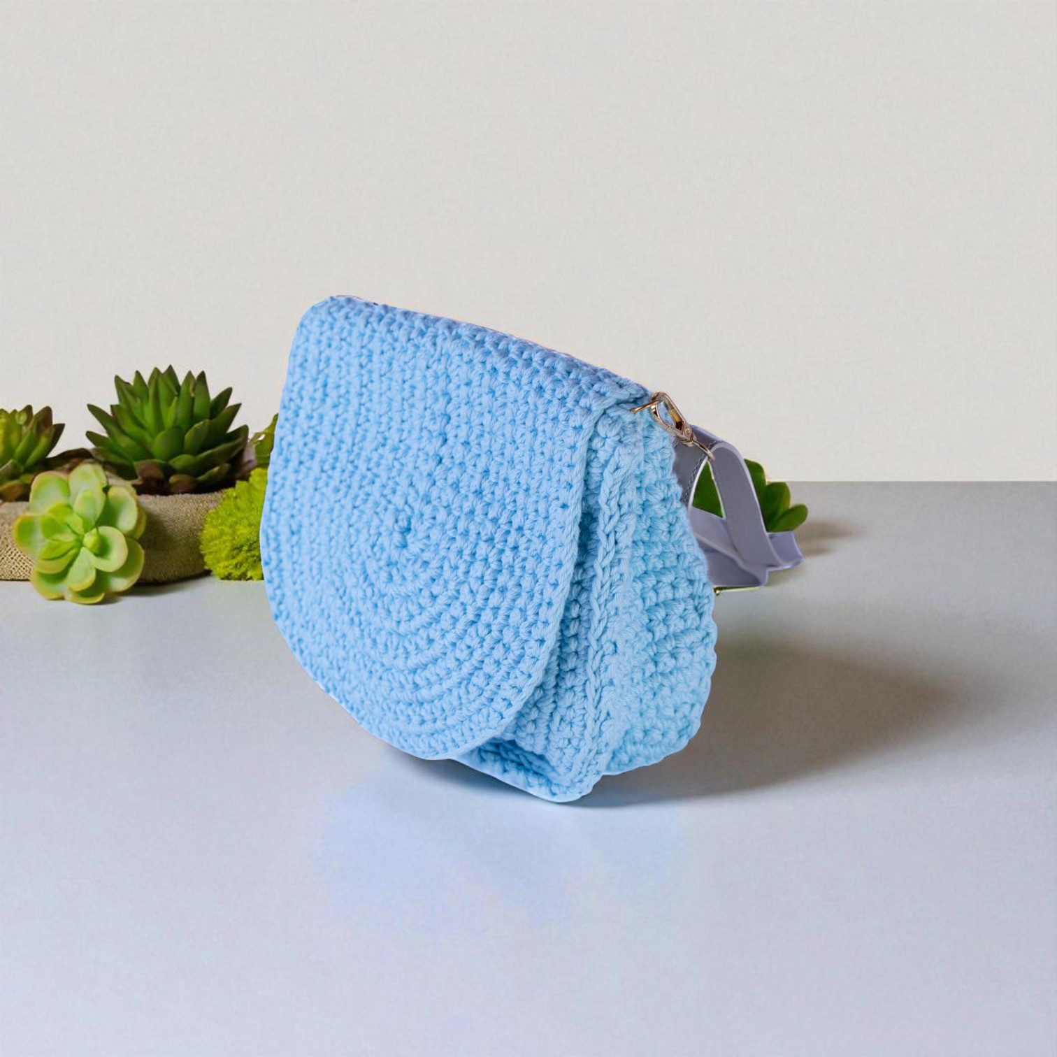 Bolso de Crochet Celeste Claro | Bandolera Artesanal – Diseño Circular y Fresco - Imagen 2